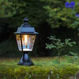 Chenonceau Model 8 Bollard Light